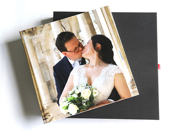 Livre de mariage 30 x 30 cm avec coffret à fermeture magnétique